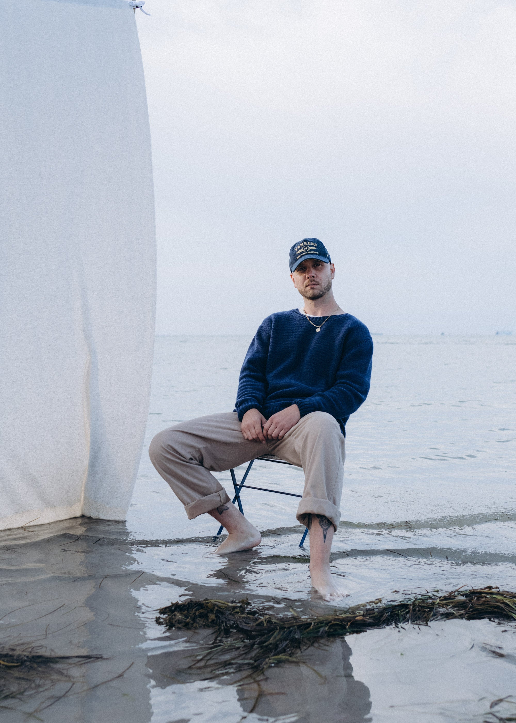 Unser Model Jonas ist <strong>184 cm</strong> groß und trägt <strong>Größe XL</strong>.#