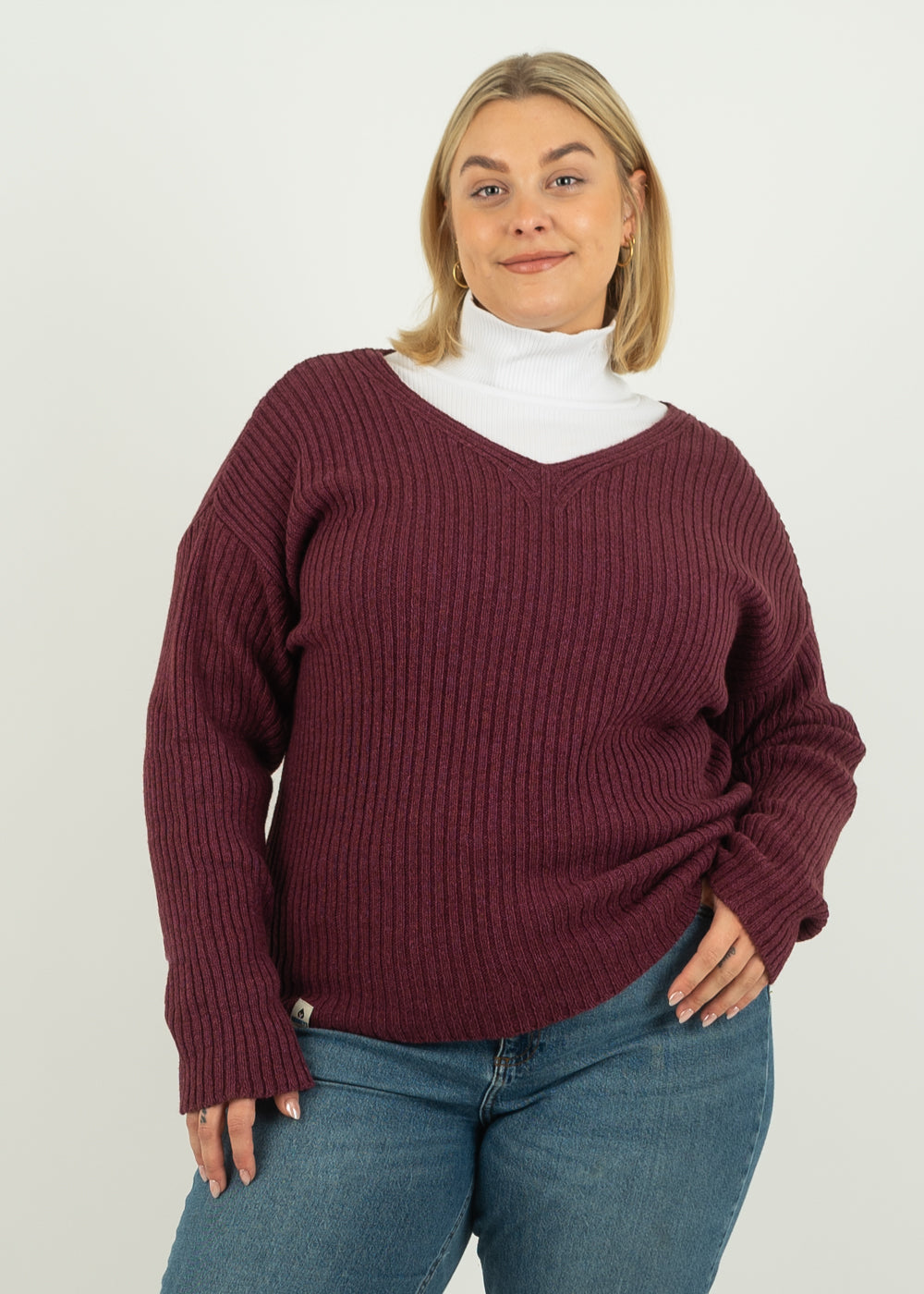 Unser Model Anna ist <strong>176 cm</strong> groß und trägt <strong>Größe 2XL</strong>.#