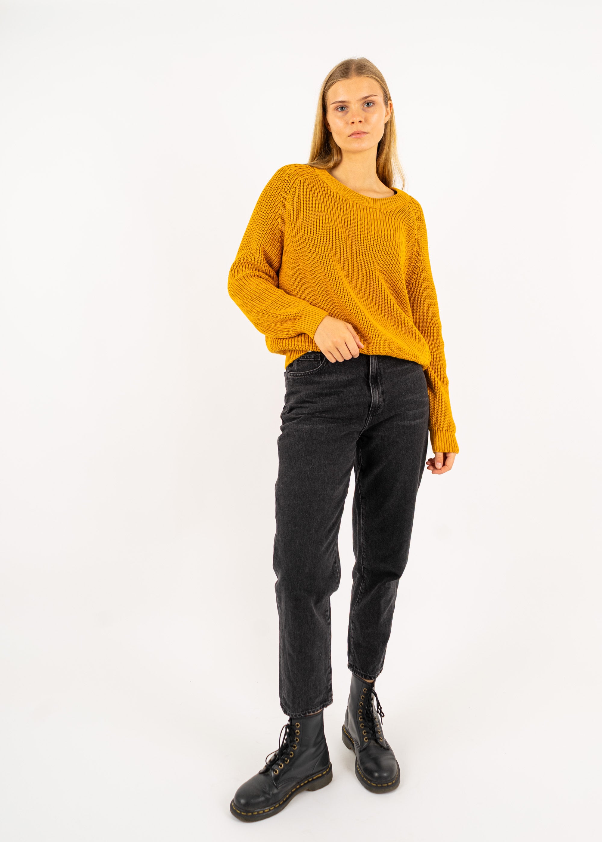 Unser Model Maike ist <strong>176 cm</strong> groß und trägt <strong>Größe S</strong>.#