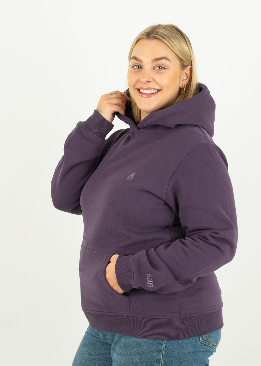 Unser Model Anna ist 176 cm groß und trägt Größe 2XL.#