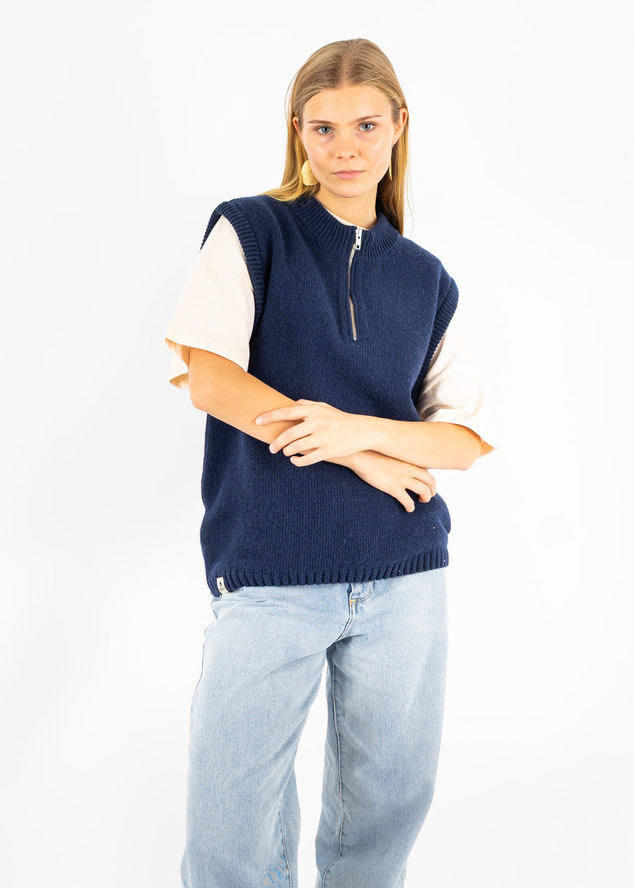 Unser Model Maike ist 176 cm groß und trägt Größe S.#